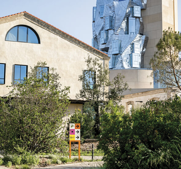 architecture moderne et design signalétique extérieure signature wayfinding studio